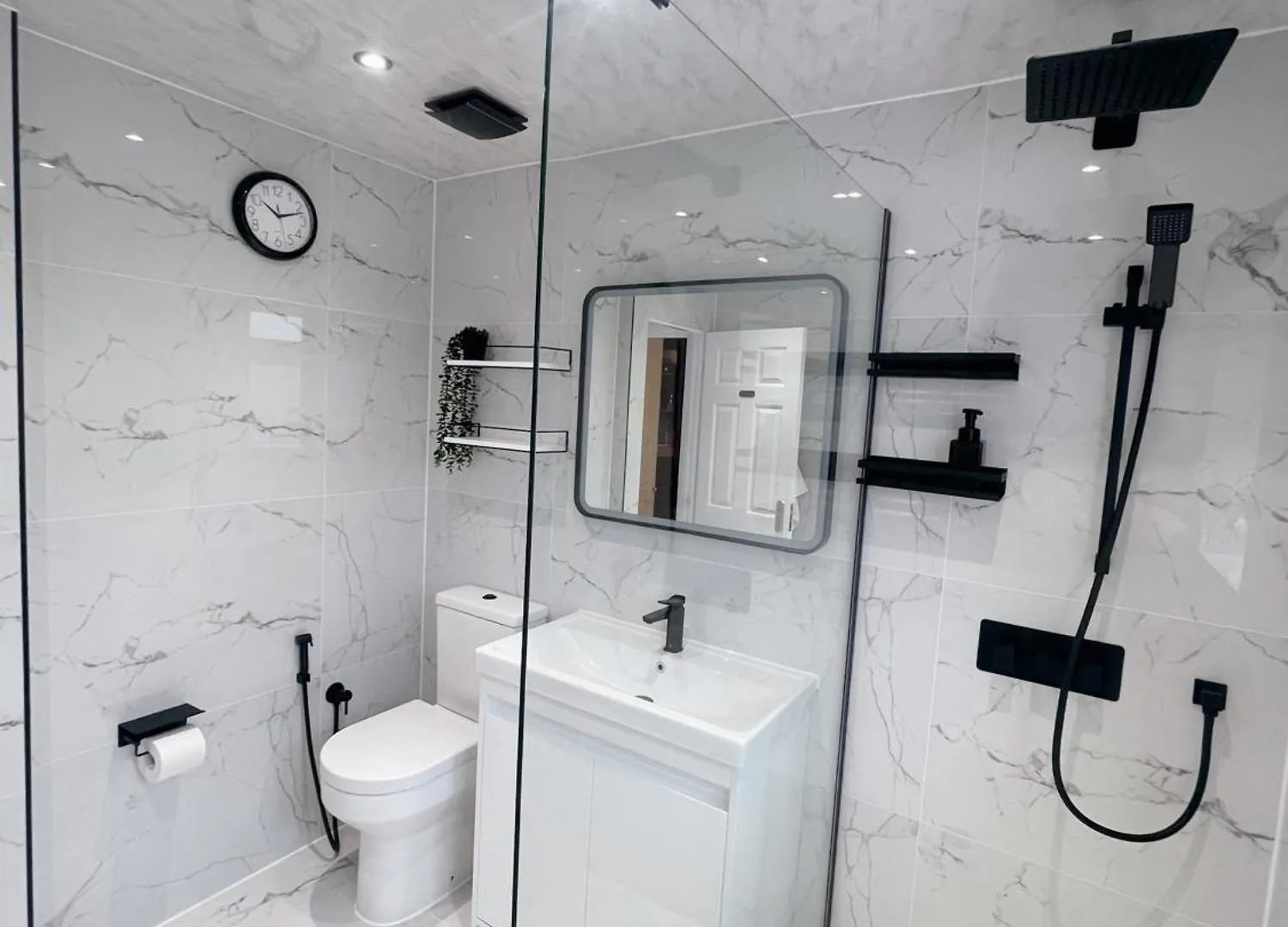Casa vacanze Home Near London Heathrow, Slough,Windsor,Legoland Colnbrook